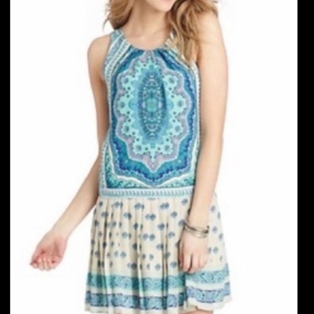 Worn once LOFT Drop Waist Pleated Paisley Dress Size 8